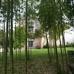 招待所 Chateau De Maumont 4*