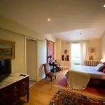 招待所 Chateau De Maumont 4*