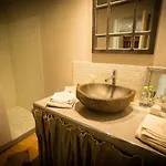 Chateau De Maumont 4*