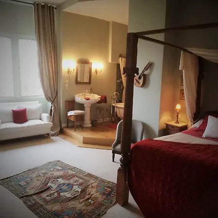 Affittacamere Chateau De Maumont 4*