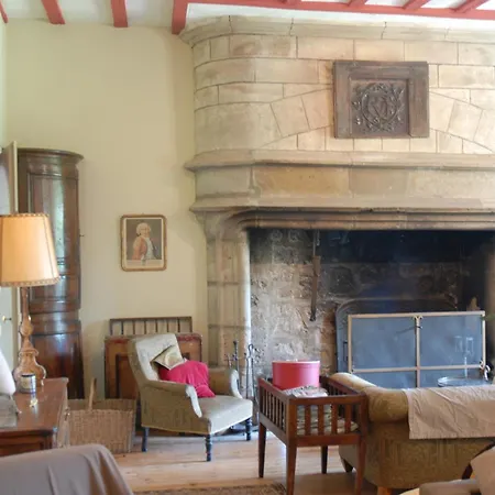 Chateau De Maumont 4*