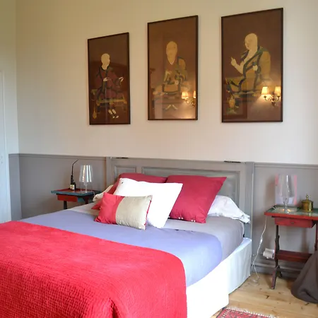 Pensión Chateau De Maumont 4*