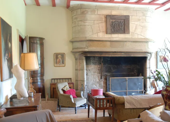 Chateau De Maumont 4*