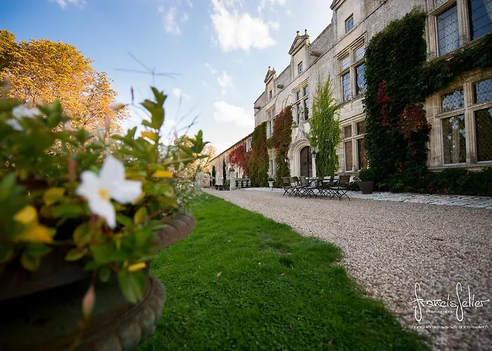 Penzion Chateau De Maumont 4*