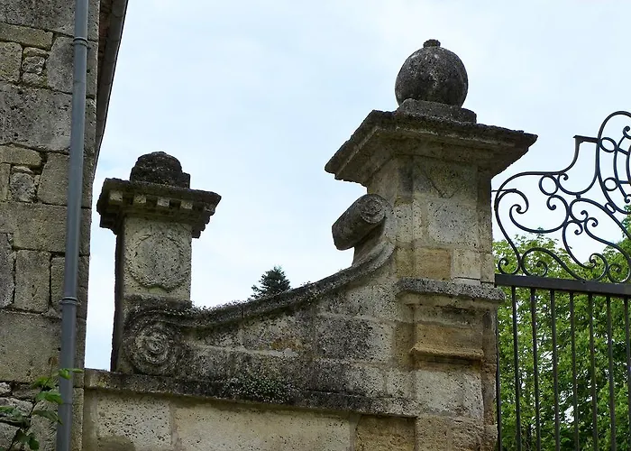 Chateau De Maumont Magnac-sur-Touvre